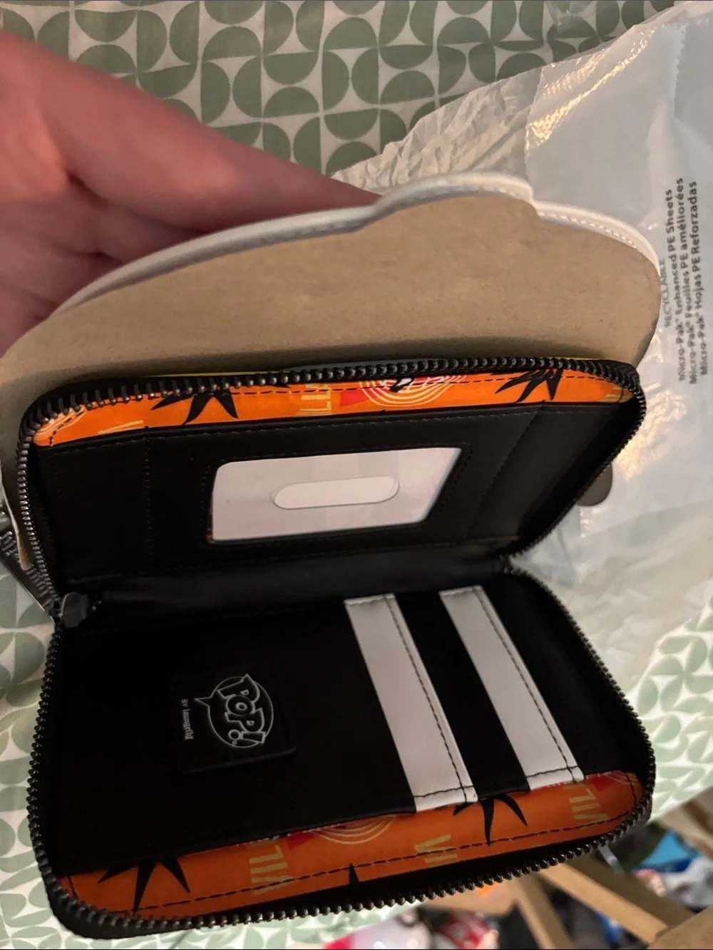Universal Studios Yellow Minion Lounge Fly Wallet with White Cap Detail